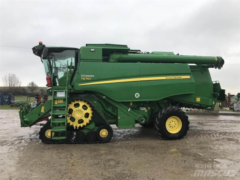 John Deere T670 聯合收穫機