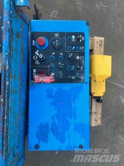 Genie CONTROL PANEL 曲臂高空作業車