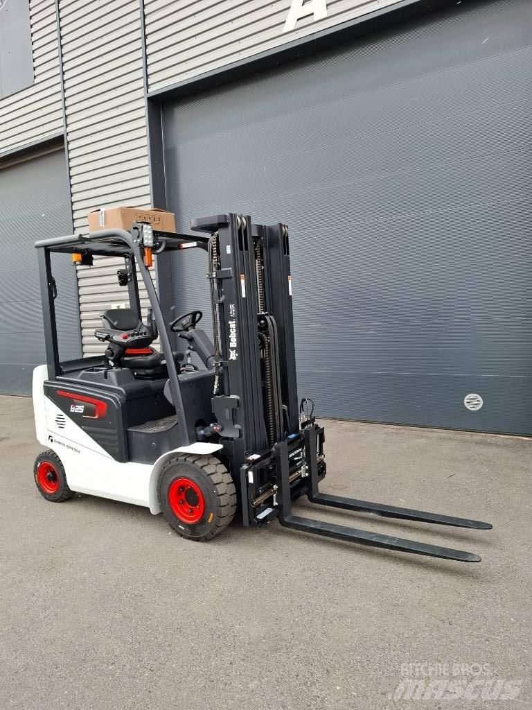Bobcat B25NS 電動堆高機