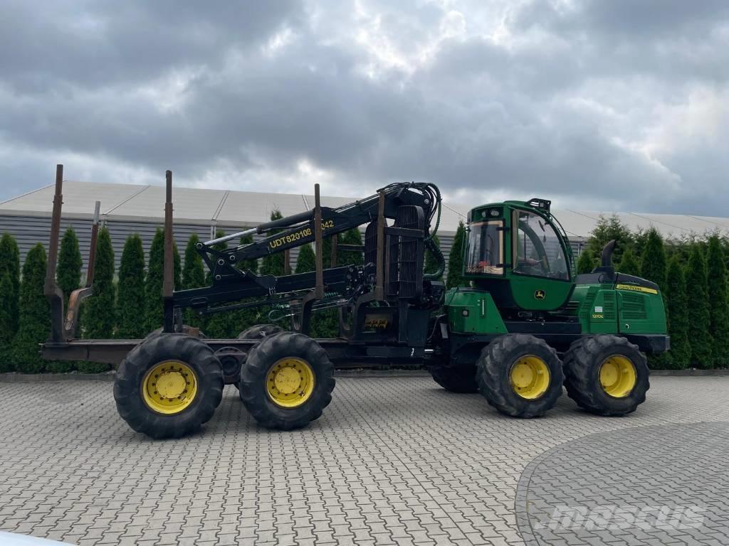 John Deere 1210 E 集運機