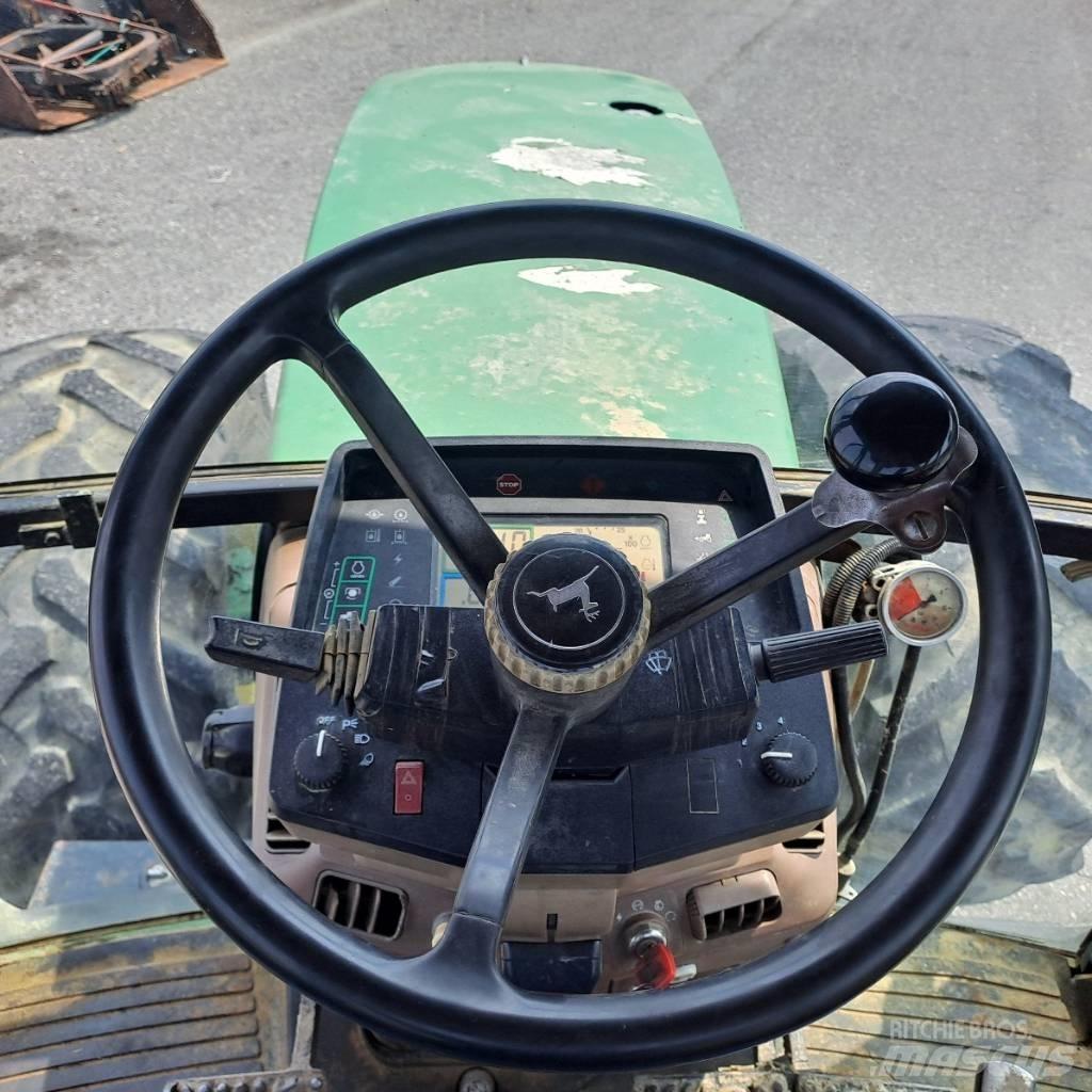 John Deere 7800 曳引機