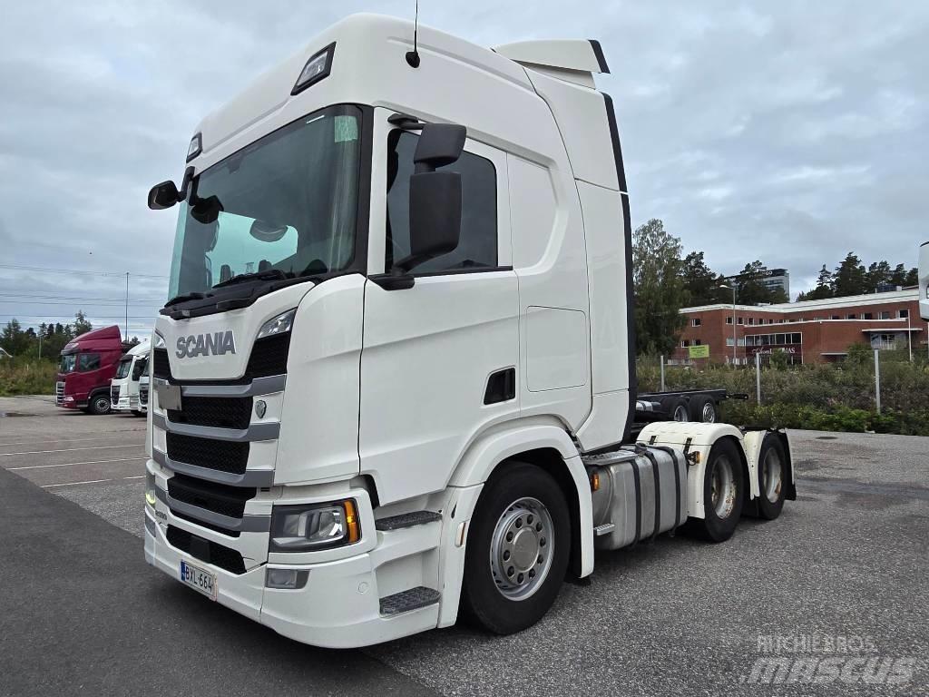 Scania R 500 6x2 曳引機組件