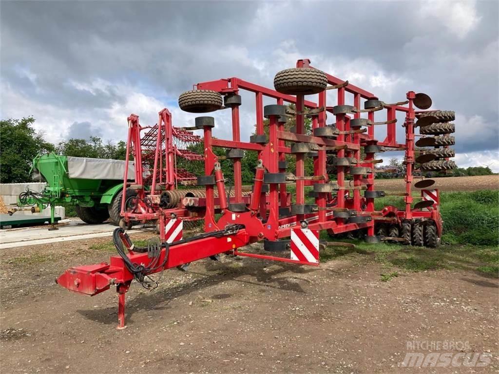 Horsch Tiger 6 XL 中耕管理機