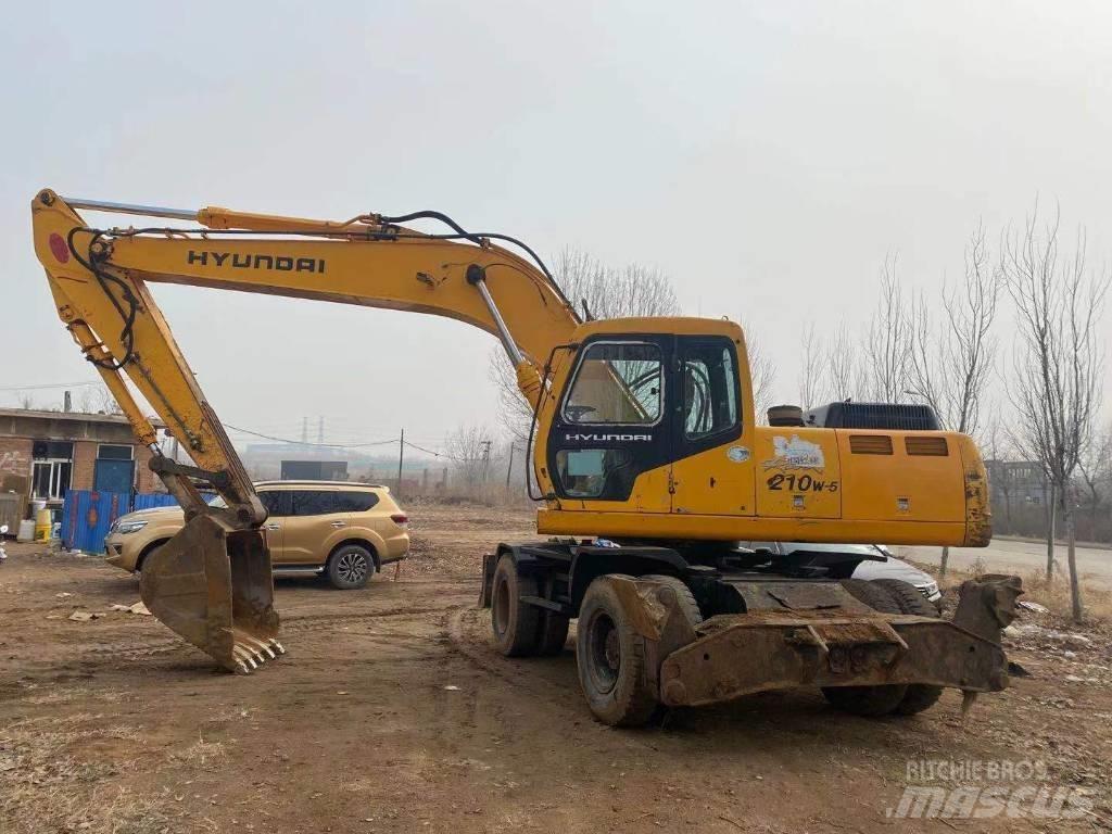 Hyundai R210WD 旋轉式挖土機/掘鑿機/挖掘機