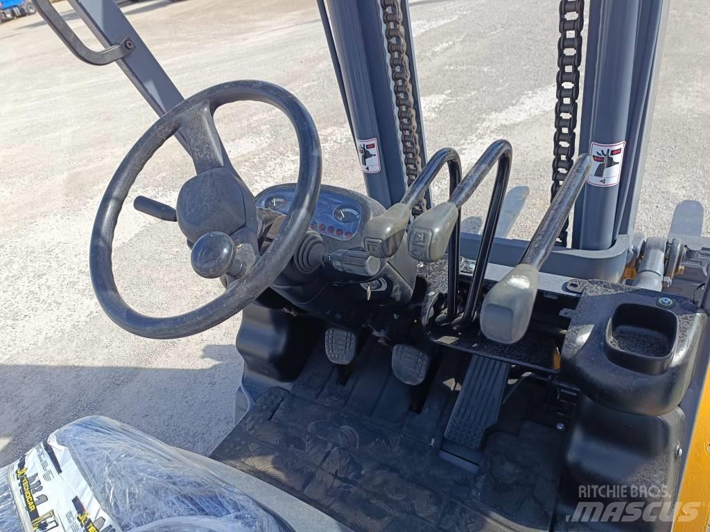 Komatsu FD30T-14 堆高機(叉車)-其他
