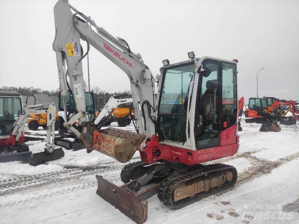 Takeuchi TB 230 小型挖土機/掘鑿機<7t(小型挖掘機)