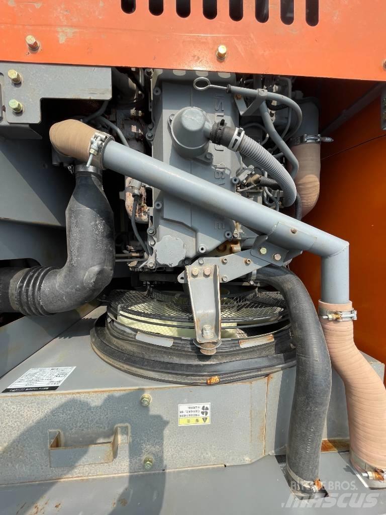 Hitachi ZX 200 履帶式 挖土機/掘鑿機/挖掘機