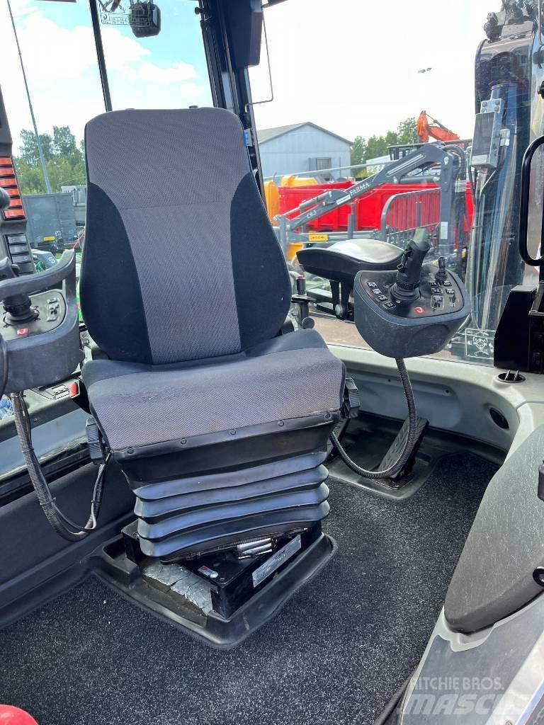 Huddig 1260C City 反鏟裝載機