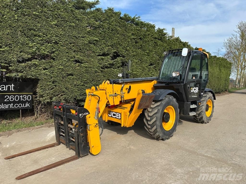 JCB 540-140 伸縮臂操作車