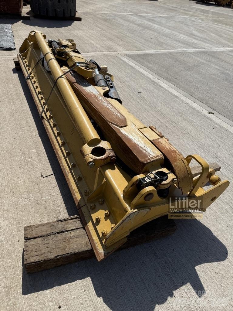 CAT 815 土壤壓實機