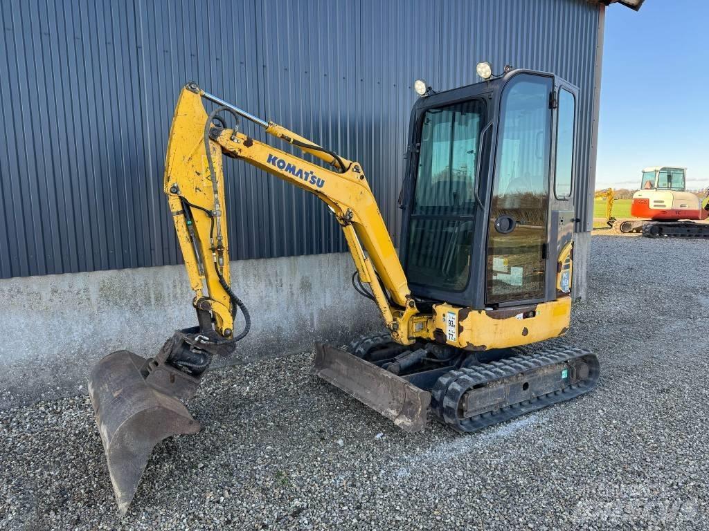 Komatsu PC 16 R-3HS 小型挖土機/掘鑿機<7t(小型挖掘機)
