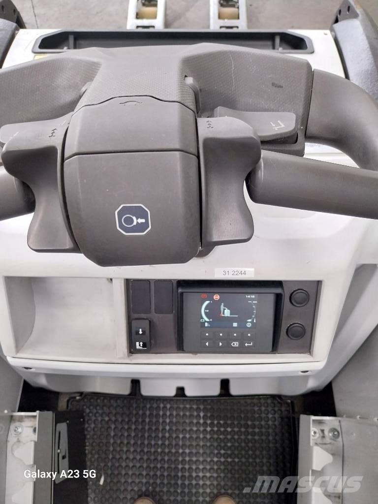 UniCarriers PLR200 平台型低架升降機