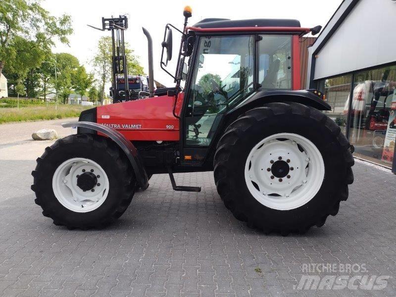 Valtra Valmet 900 曳引機