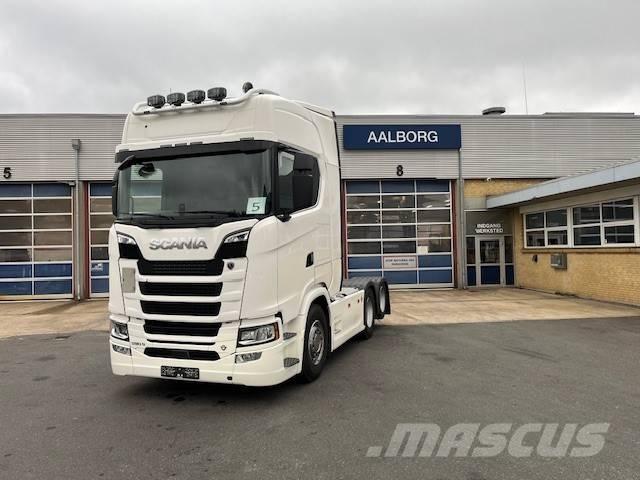 Scania S 590 曳引機組件