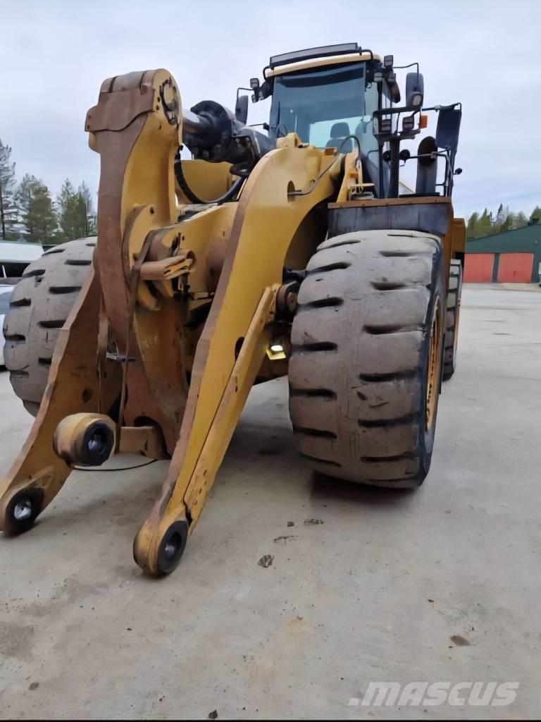 CAT 988K 輪胎式裝載機