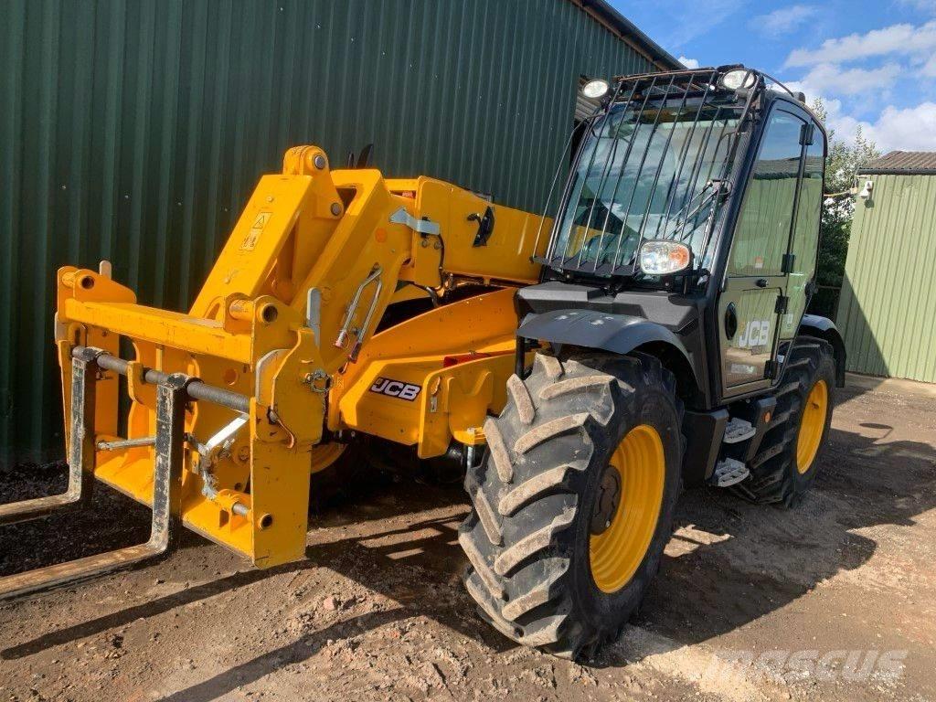 JCB 531-70 伸縮臂操作車