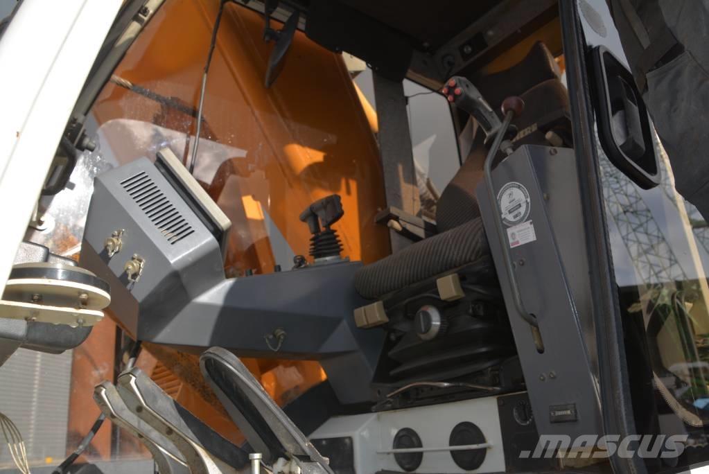 Liebherr HS 845 HD 履帶式起重機