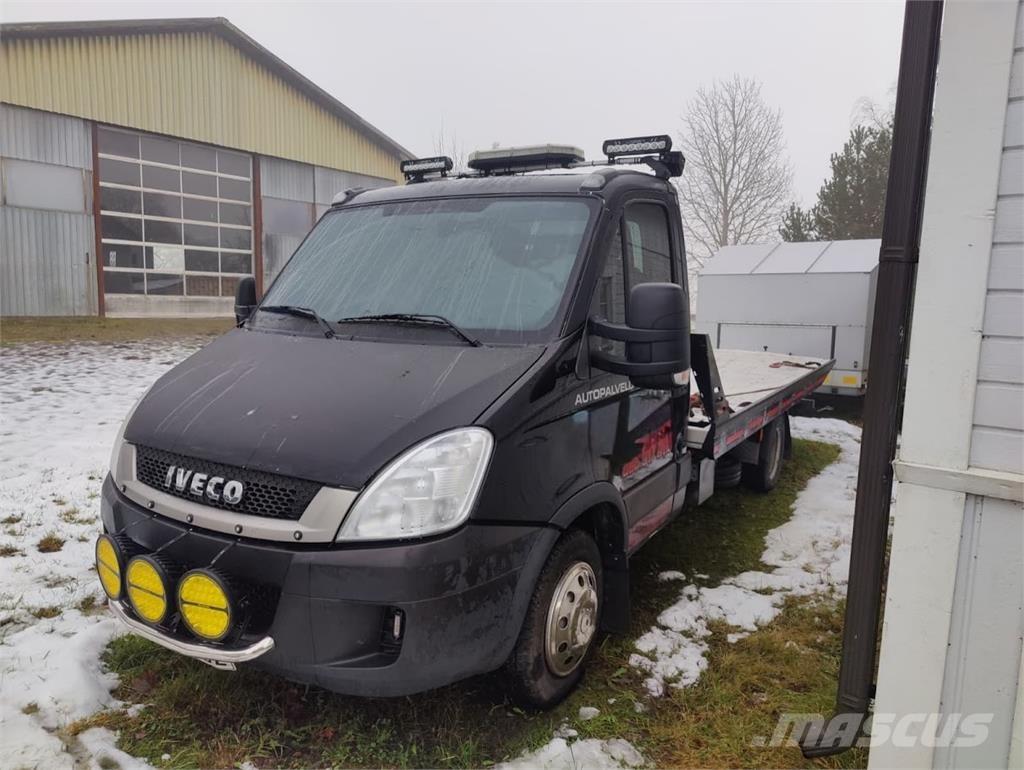 Iveco 35C13 4x2 救援車