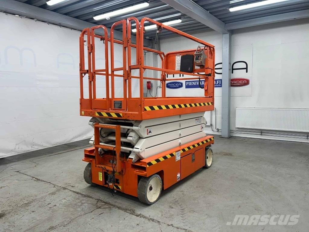 Snorkel S 4726 E 剪式升降機