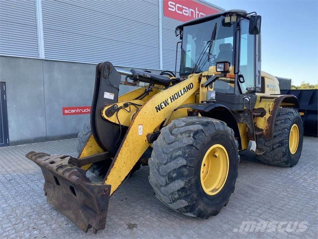New Holland W170D 輪胎式裝載機