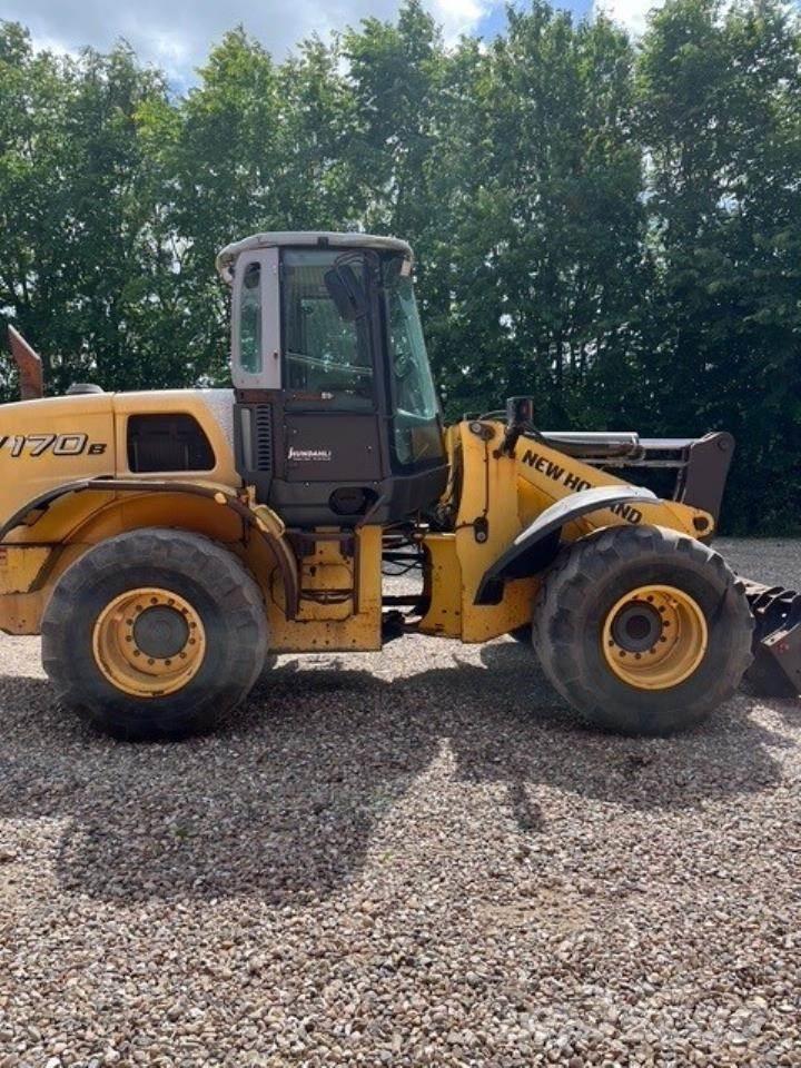 New Holland W170D 輪胎式裝載機