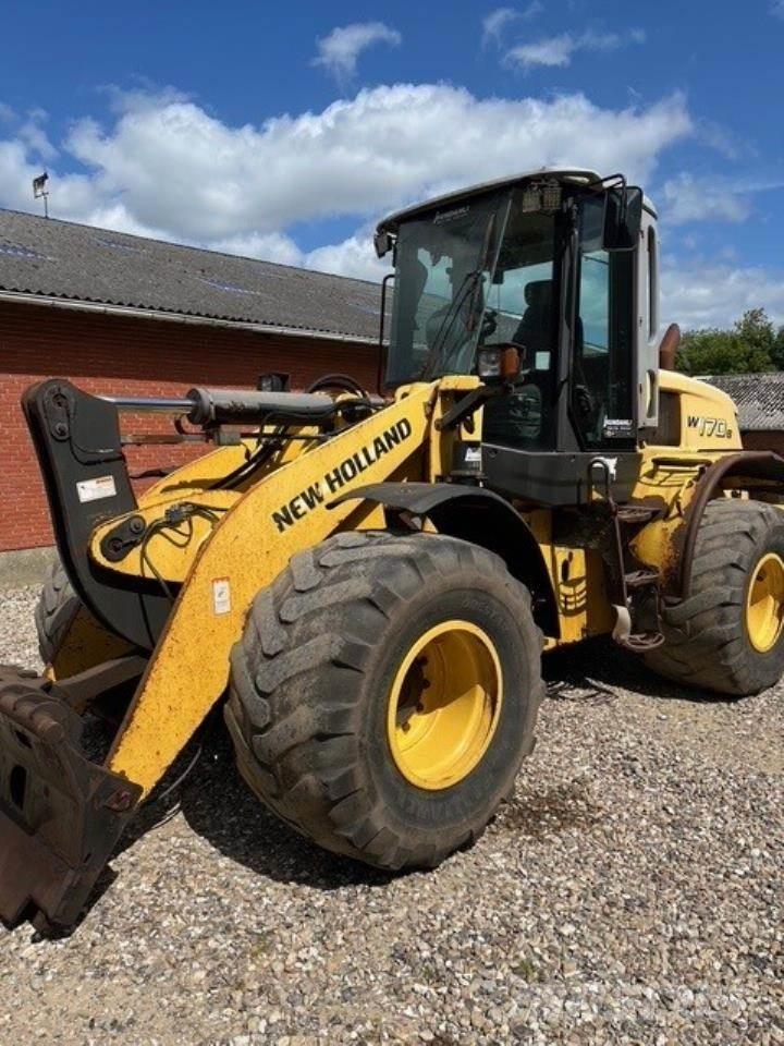 New Holland W170D 輪胎式裝載機