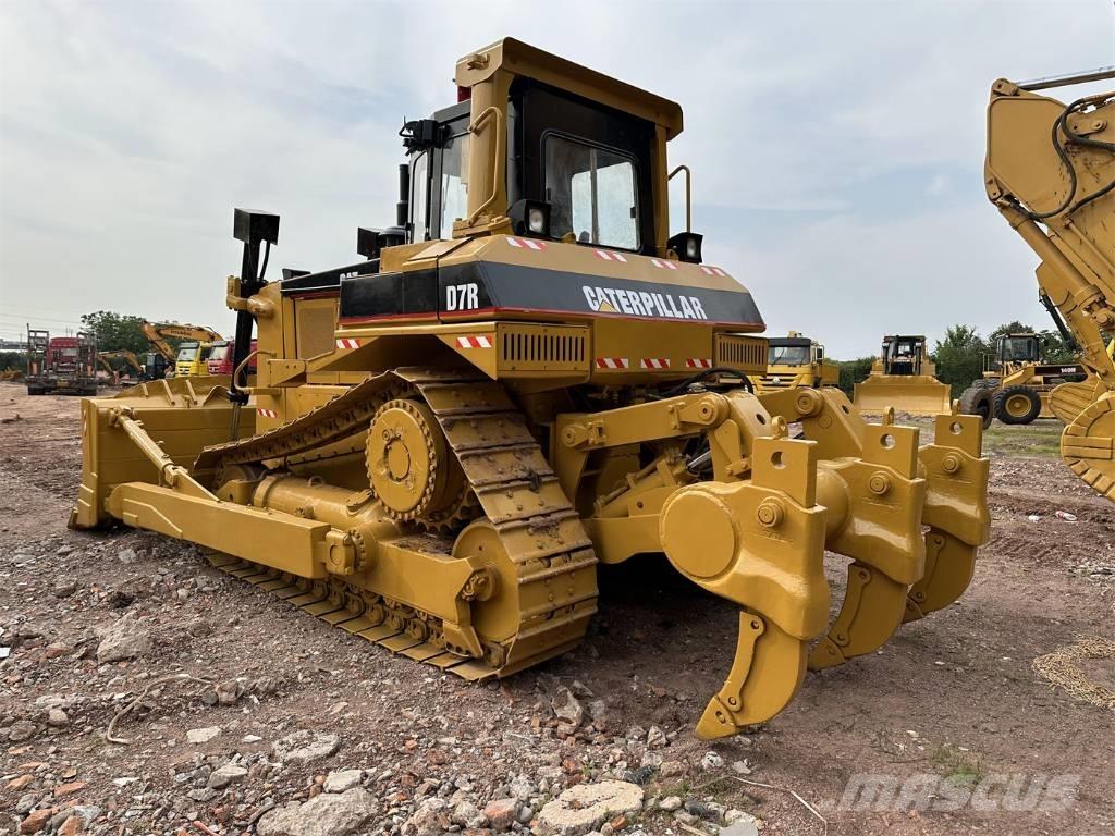 CAT D 7 R 履帶推土機