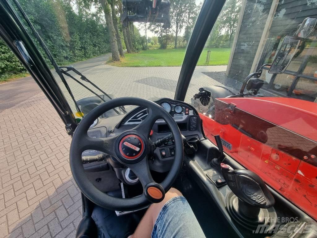 Manitou MT 733 伸縮臂操作車