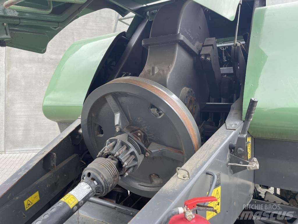 Fendt 12130 N 方形打捆機