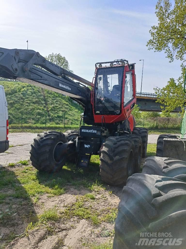 Komatsu 931 收穫機