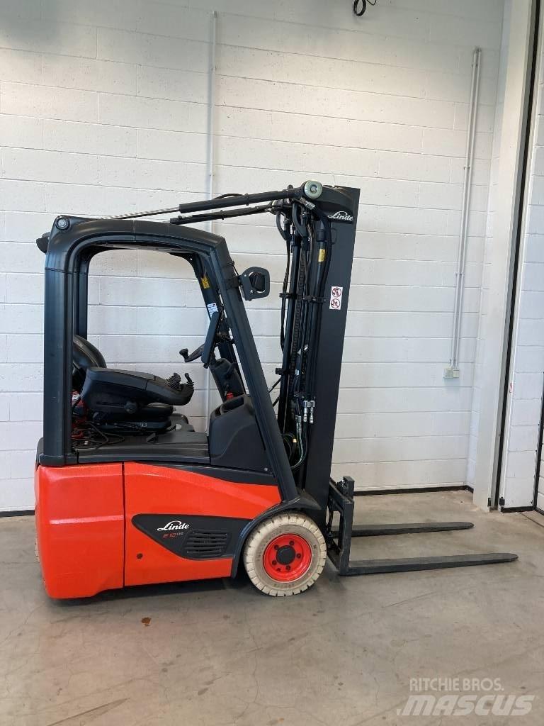 Linde E12/386 電動堆高機
