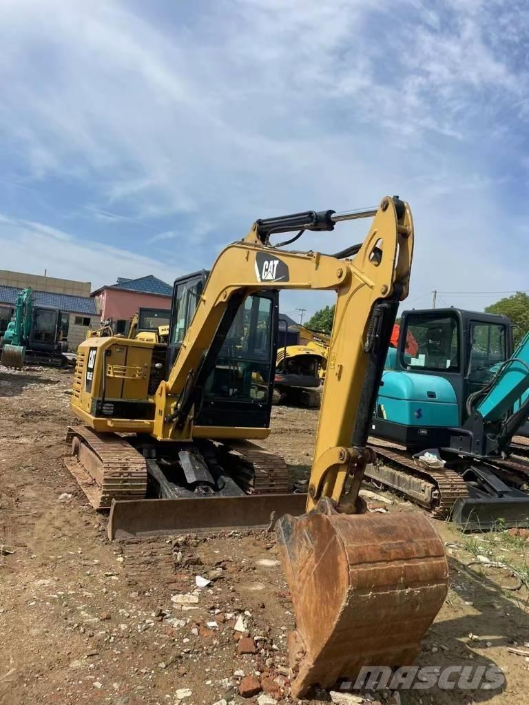 CAT 305.5E2 小型挖土機/掘鑿機<7t(小型挖掘機)