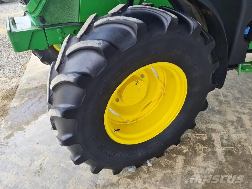 John Deere 6110 M 曳引機