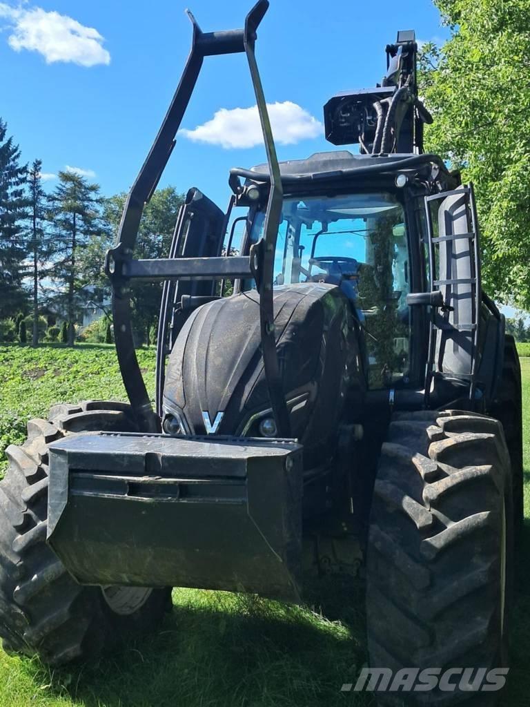 Valtra T 174 收穫機