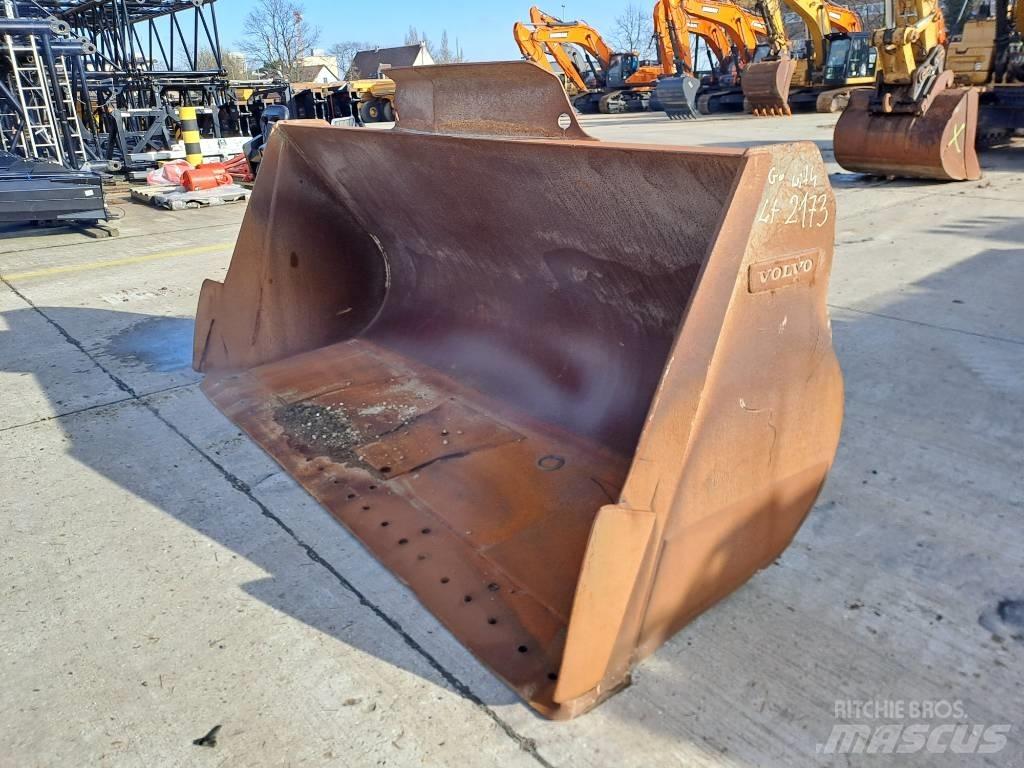 Volvo L 150 H 鏟斗