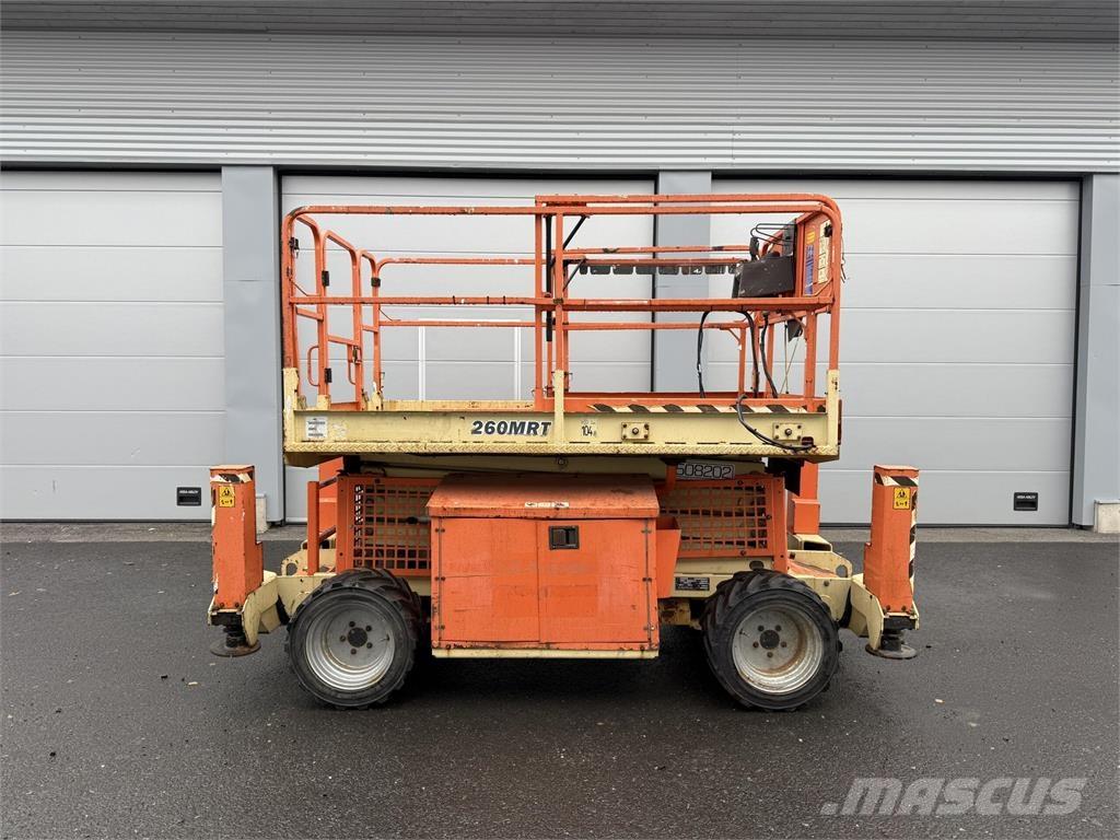 JLG 260 MRT 剪式升降機