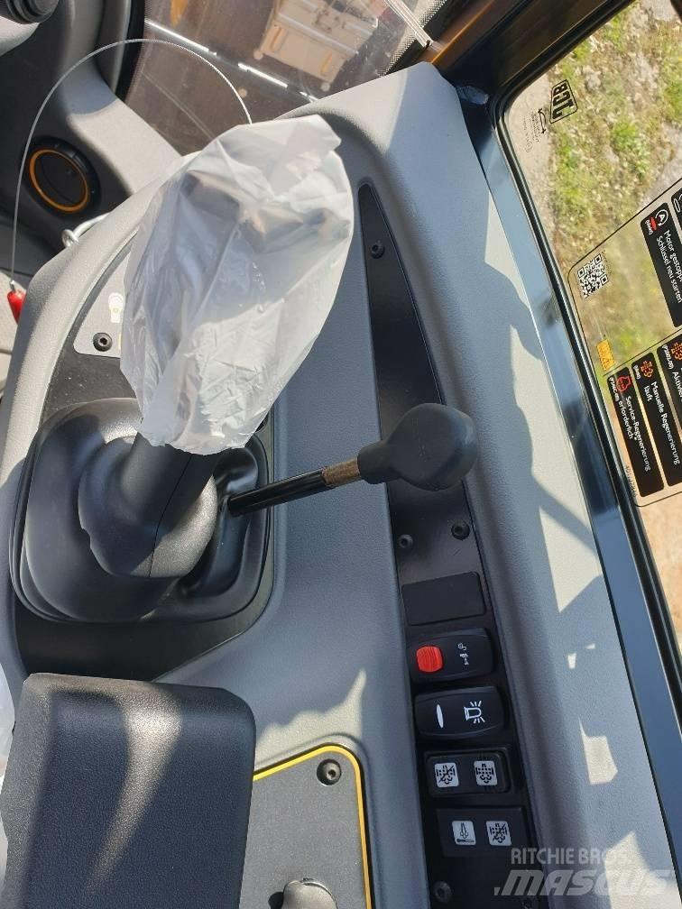JCB 407 輪胎式裝載機