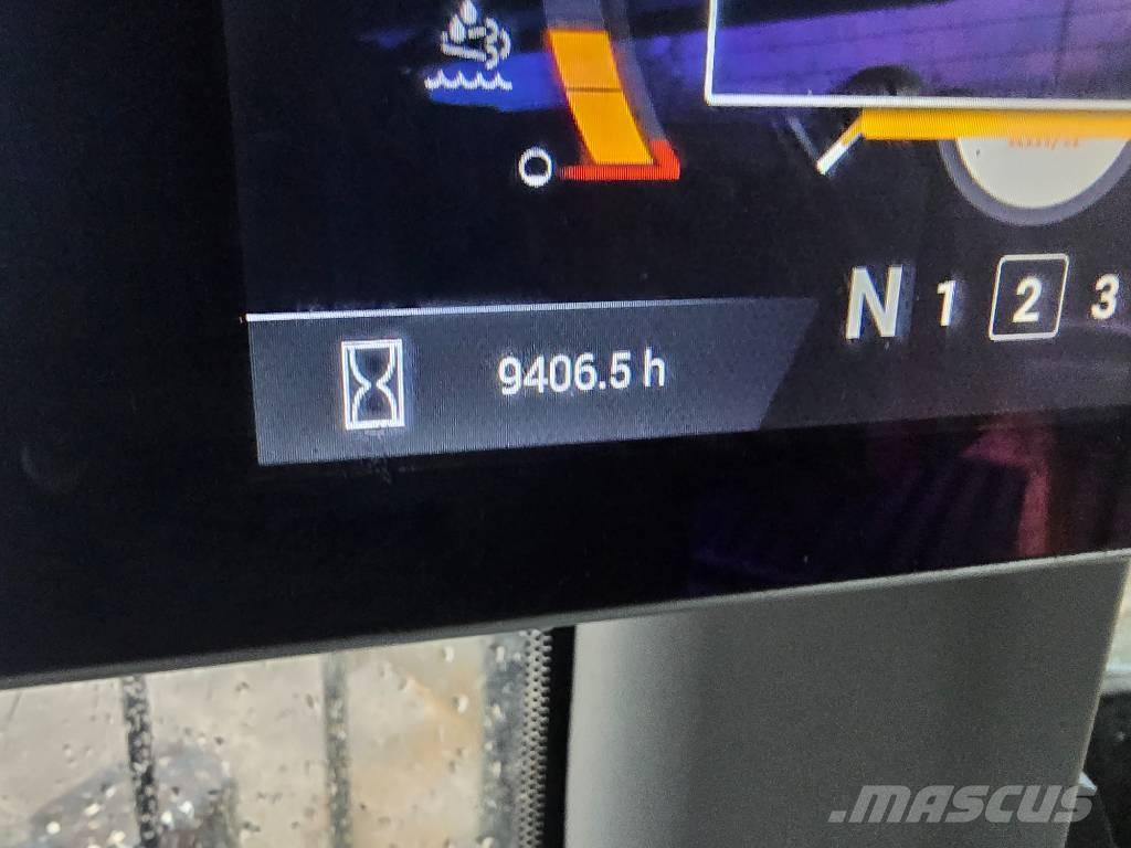 CASE 821 G Evolution 輪胎式裝載機