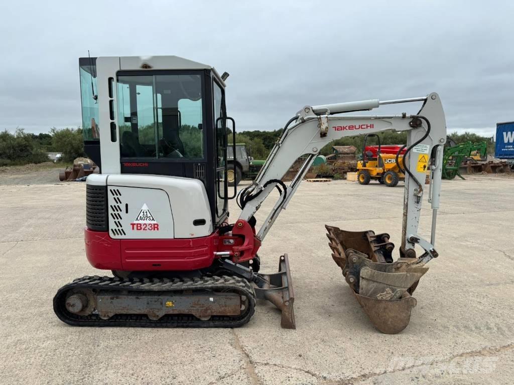 Takeuchi TB 23 R 小型挖土機/掘鑿機<7t(小型挖掘機)