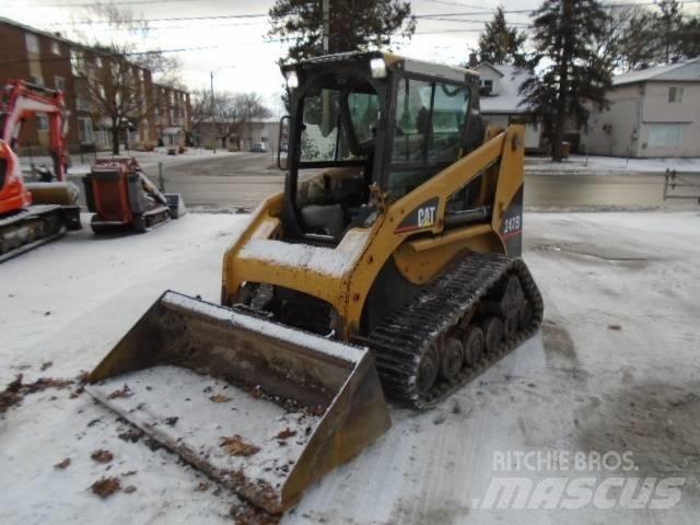 CAT 247 B 滑移轉向裝載機