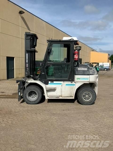 UniCarriers DX60-5 柴油卡車
