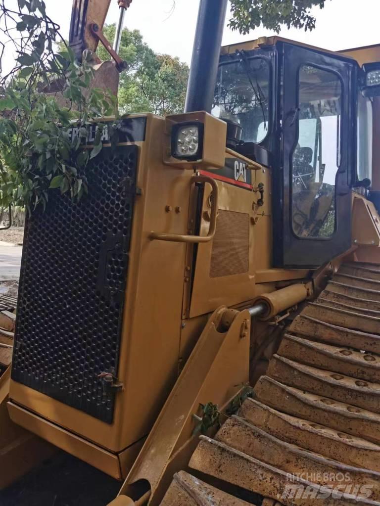 CAT D 4 H 履帶推土機
