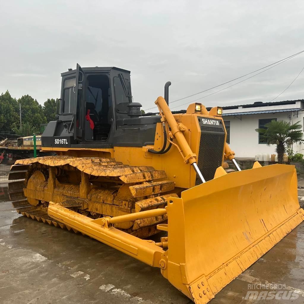 Shantui SD16 履帶推土機
