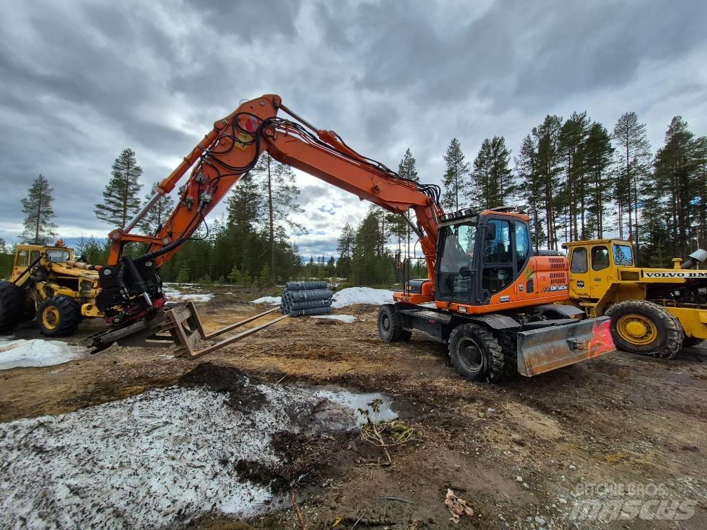 Doosan DX 140 W-3 旋轉式挖土機/掘鑿機/挖掘機