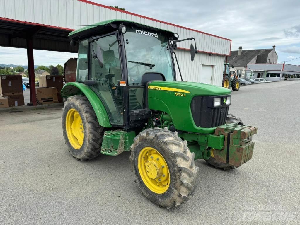 John Deere 5050E 曳引機