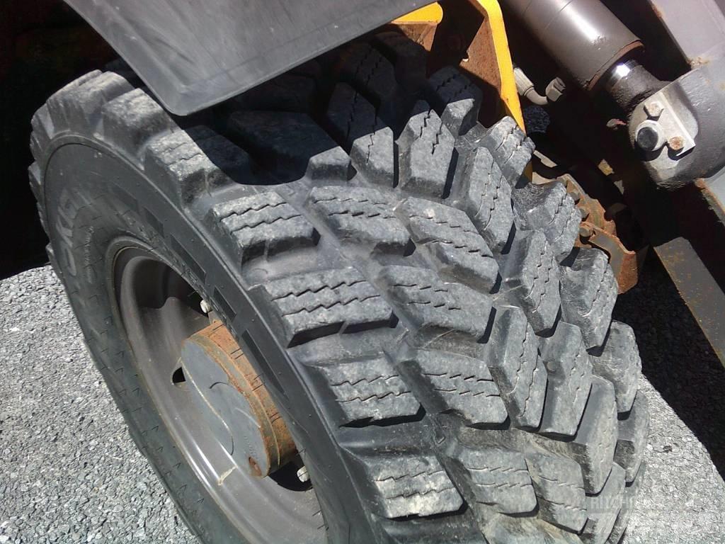 Mecalac AX 850 輪胎式裝載機