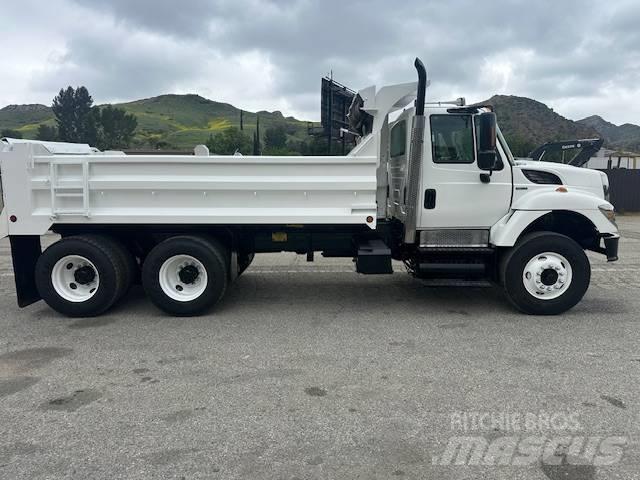 International 7400 傾卸式卡車