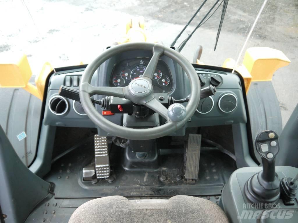 Hyundai HL 757-9A 輪胎式裝載機