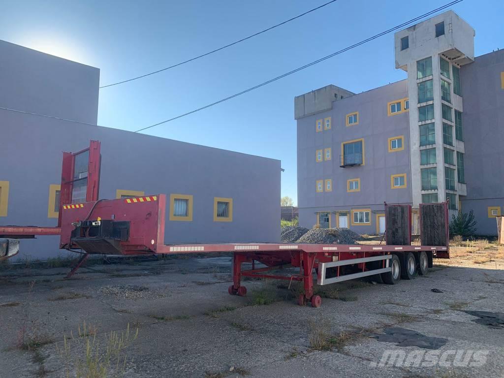 Montracon 3 Axles 地架式半拖車