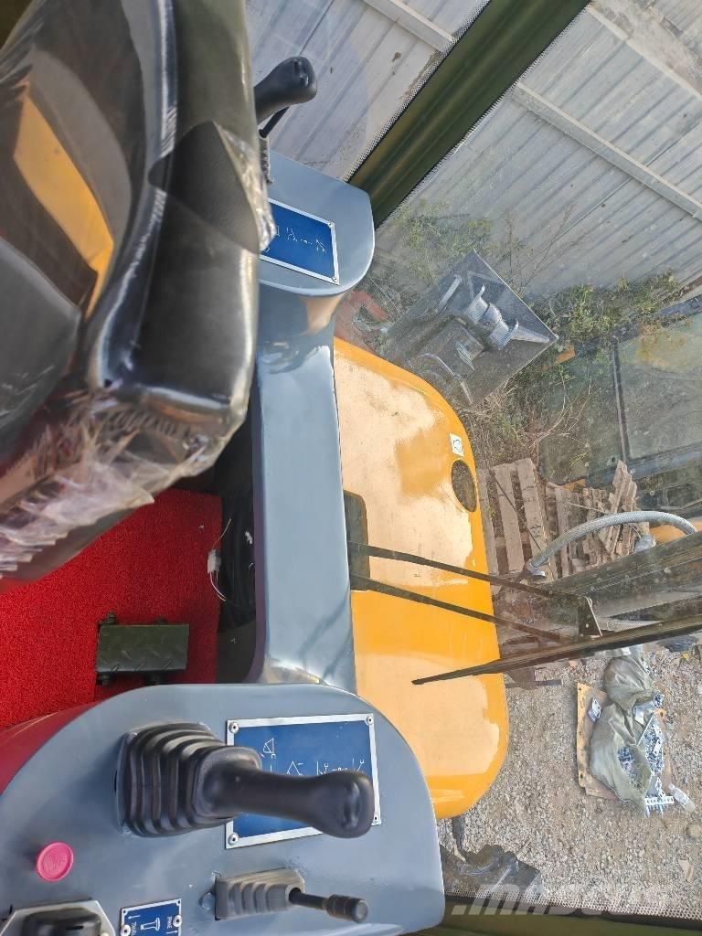 XCMG WZ30-25 反鏟裝載機